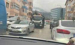 Karabük Eğitim ve Araştırma Hastanesi Yolu, Park Sorunuyla Tıkanıyor: Vatandaşlar Çözüm Bekliyor