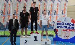 KBÜ’deki spor oyunlarında dereceye girenlere ödülleri verildi