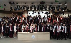 Karabük Üniversitesinde mezuniyet coşkusu