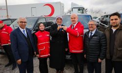 Türk Kızılay Karabük Şubesi'ne yeni hizmet aracı