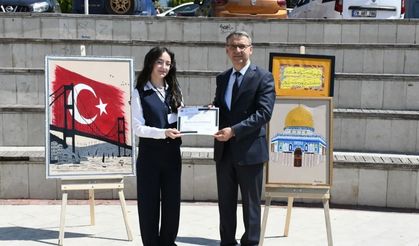 Öğrenciler tarafından yapılan resimler sergilendi