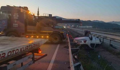 Kontrolden çıkan otomobil takla attı: 2 yaralı