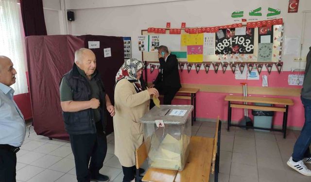 Aydınlıkevler Mahallesi 3. kez muhtarlık seçimine gitti