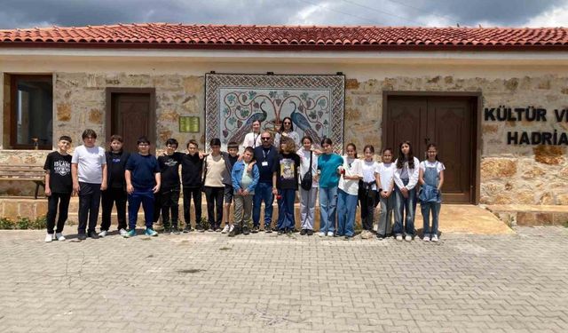 Bilim merkezi öğrencileri Hadrianopolis’i gezdi