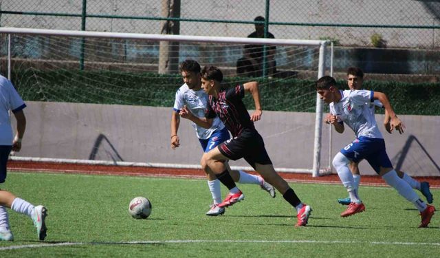 U17 Türkiye Futbol Şampiyonası Karabük’te başladı