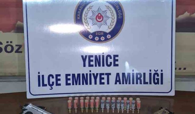Karabük’te eğlence mekanına uyuşturucu ve silah operasyonu