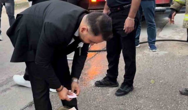 İtfaiye personelinin düğün konvoyuna mesai arkadaşlarından sürpriz