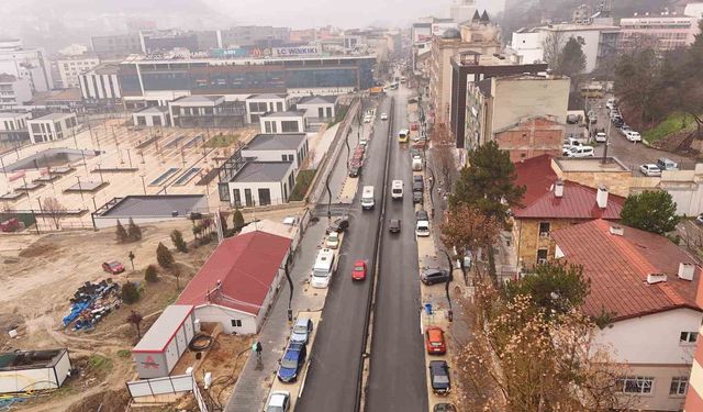Ömer Lütfü Özaytaç Caddesi yeniden trafiğe açıldı