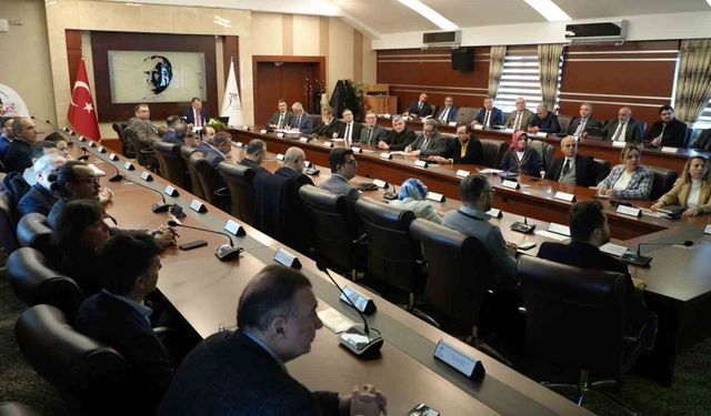 KBÜ senatosunda Türkiye ve uluslararası sıralamalardaki yükseliş değerlendirildi