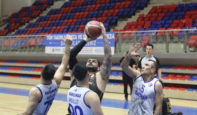 Karabük Demir Kartal, sahasında Galatasaray'a mağlup oldu