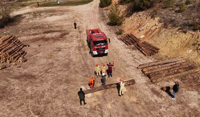 Yangın savaşçıları bölgenin en iyi ekibi olmak için yarışıyor