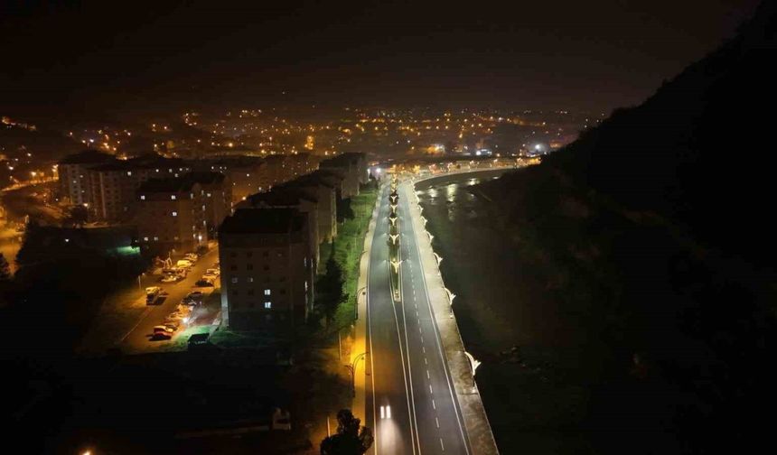 Karabük’te Zonguldak ve Yenice caddeleri baştan sona yenilendi