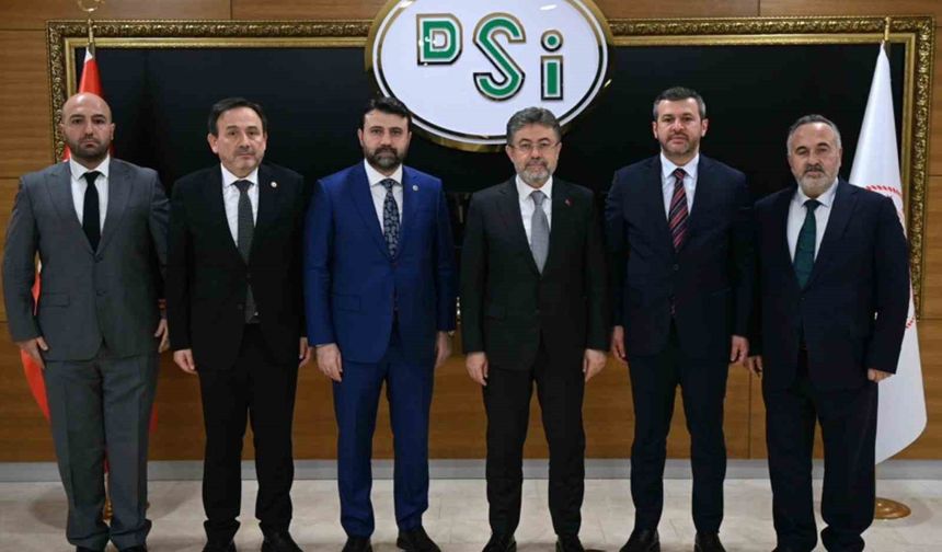 Karabük heyeti Bakan Kacır ve Bakan Yumaklı ile görüştü