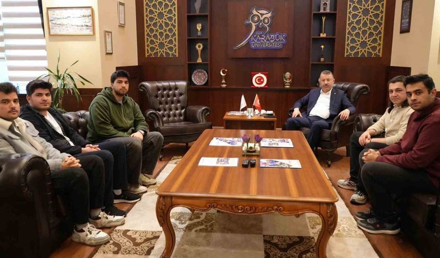 Rektör Kırışık Evrenos takımı ile bir araya geldi