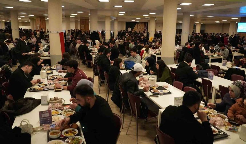 Rektör Kırışık: 'Sosyalfest de Teknofest Gibi Türkiye Yüzyılı'nın hareketidir'