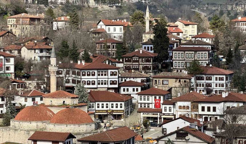 UNESCO kenti Safranbolu'da Ramazan asırlık camilerde yaşanacak