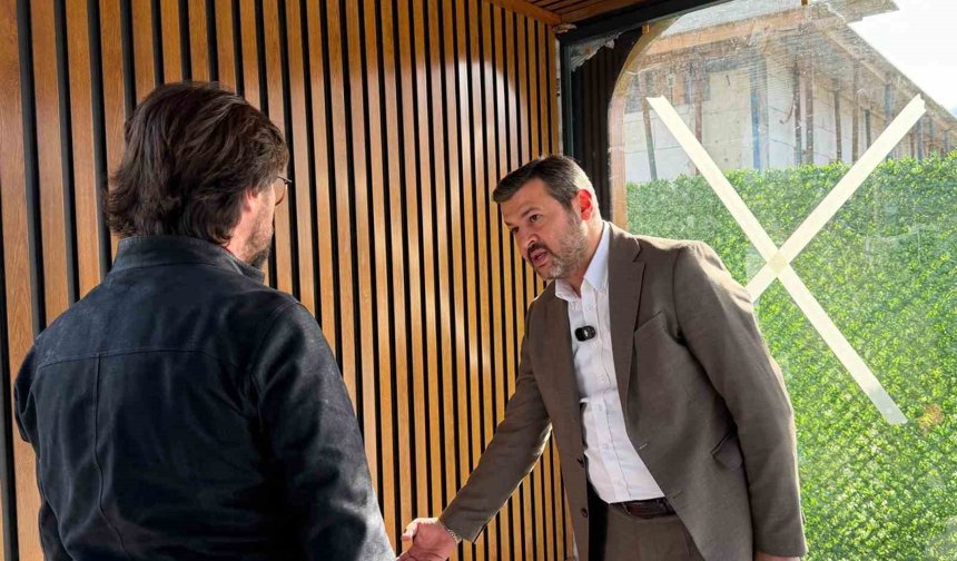 Başkan Çetinkaya yeni nesil otobüs durağında incelemede bulundu