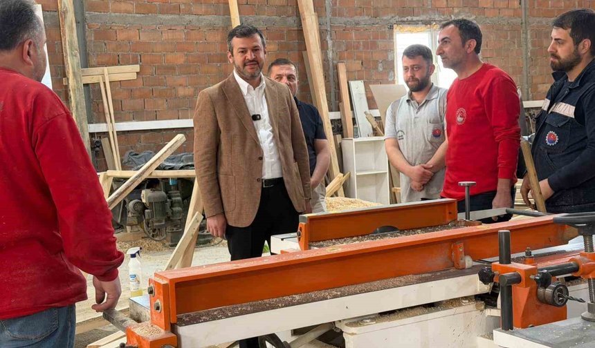 Başkan Çetinkaya'dan üretim hamlesi: Belediye marangozhanesinin kapasitesi 3 kat arttı