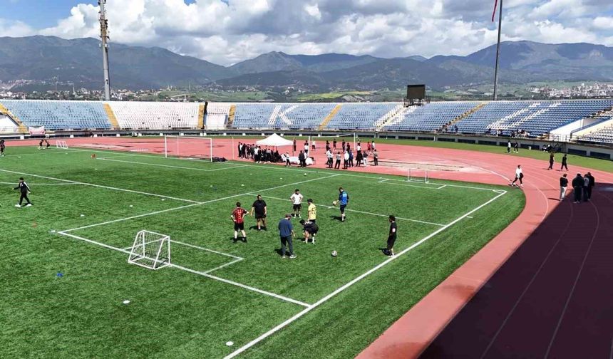 KBÜ Spor Oyunları'nda 800'e yakın öğrenci kıyasıya mücadele etti