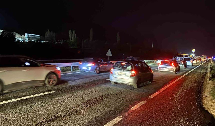 Kemikli Rampaları'nda trafik durma noktasına geldi