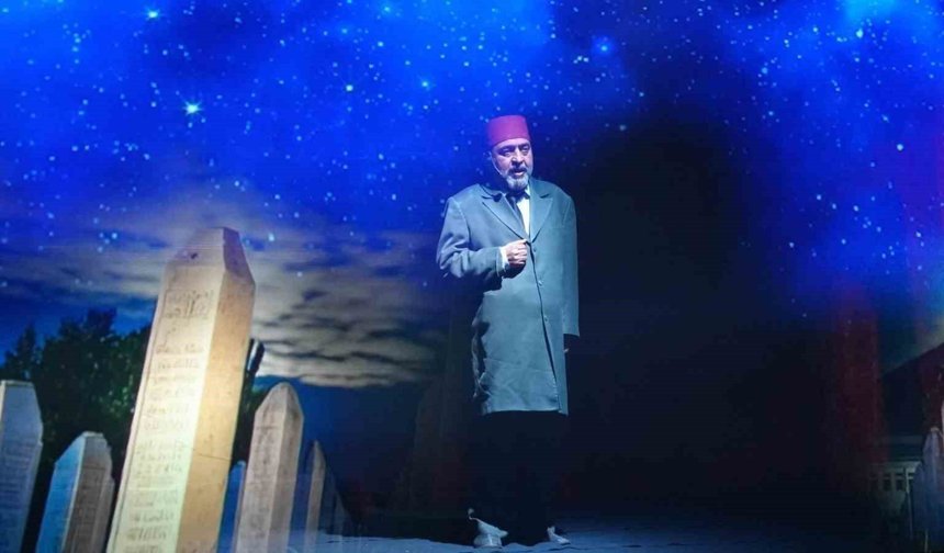 Ünlü tiyatro sanatçısı Ahmet Yenilmez KBÜ'de sahne aldı