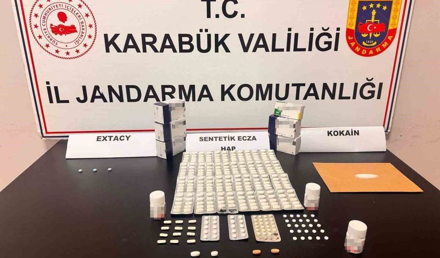 Uyuşturucu operasyonlarında 4 şüpheli yakalandı
