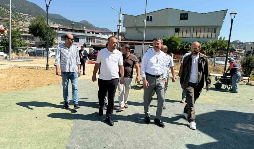 Başkan Çetinkaya yapımı süren tema parkları inceledi