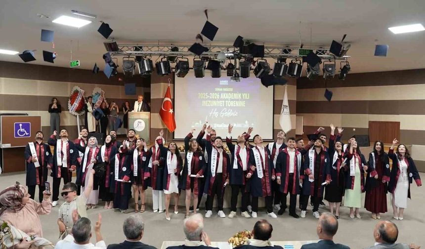 KBÜ'de mezuniyet coşkusu sürüyor: Orman mühendisleri, sosyal bilimciler ve diş hekimleri diplomalarını aldı