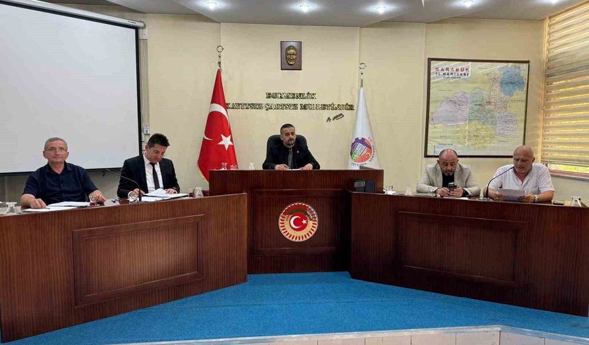 Bağçe: 'Planlı yatırımlarla Karabük'ün geleceğini inşa ediyoruz'