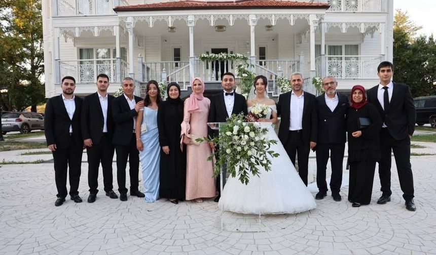 İş, siyaset ve cemiyet dünyası bu düğünde buluştu