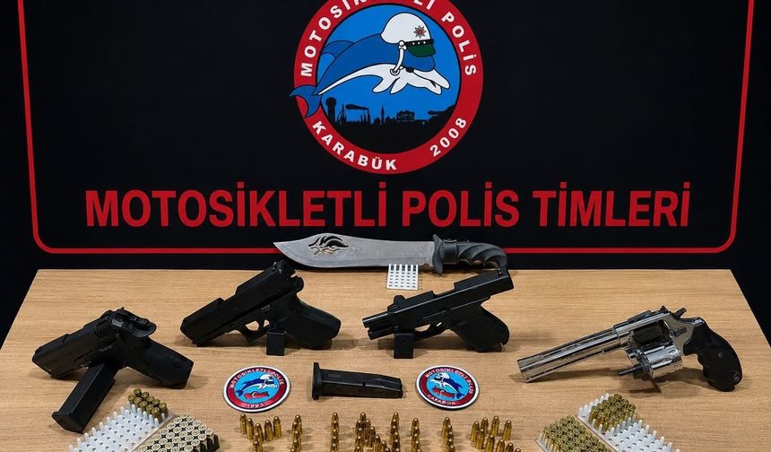 Polisin şüphe üzerine durdurduğu araçtan silah çıktı