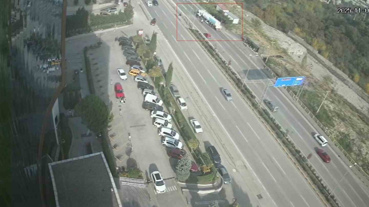 İki motosikletlinin yaralandığı kazada yeni güvenlik kamerası ortaya çıktı