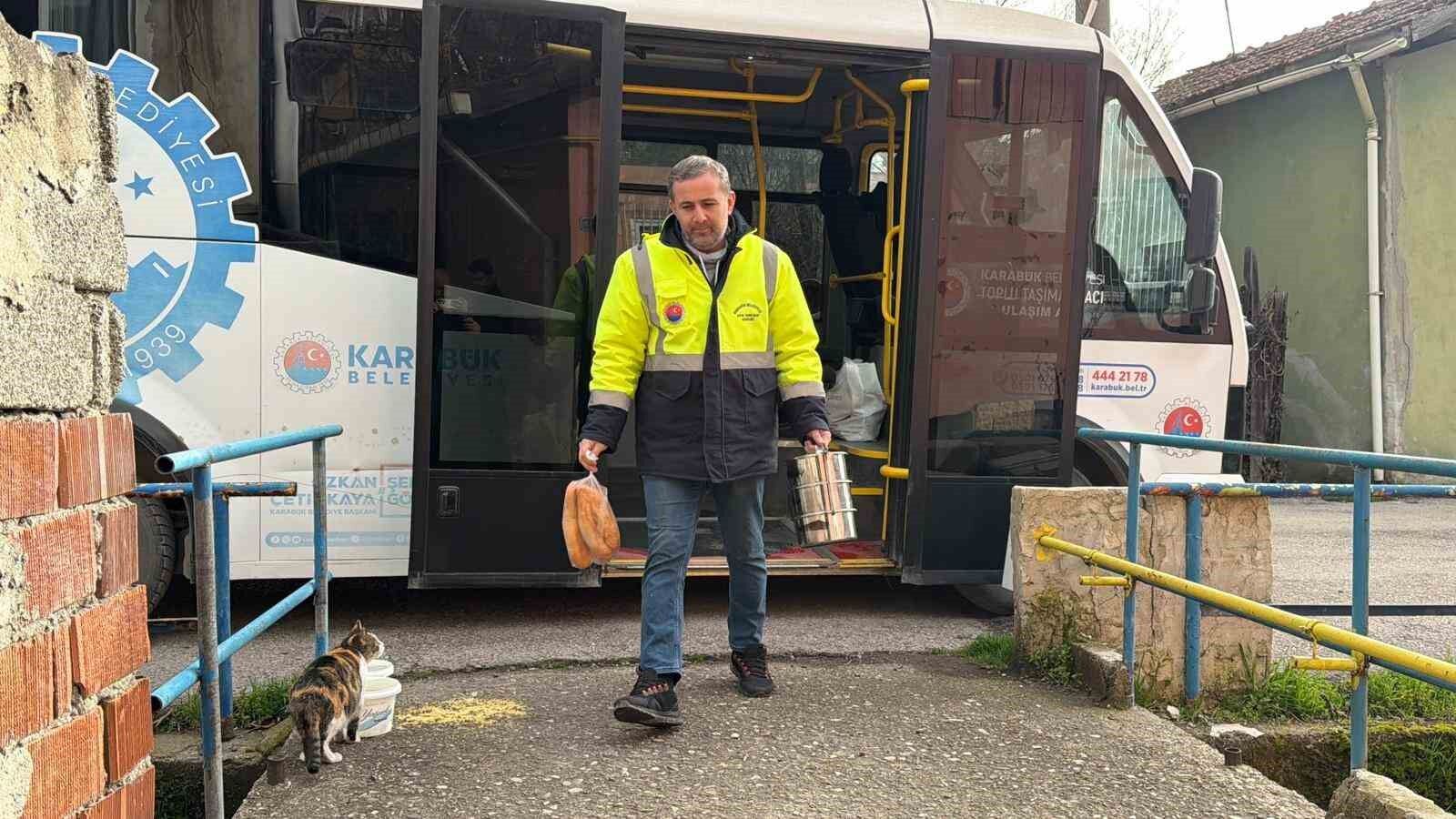 Karabük Belediyesinden Ramazan'da 450 kişiye sıcak yemek desteği