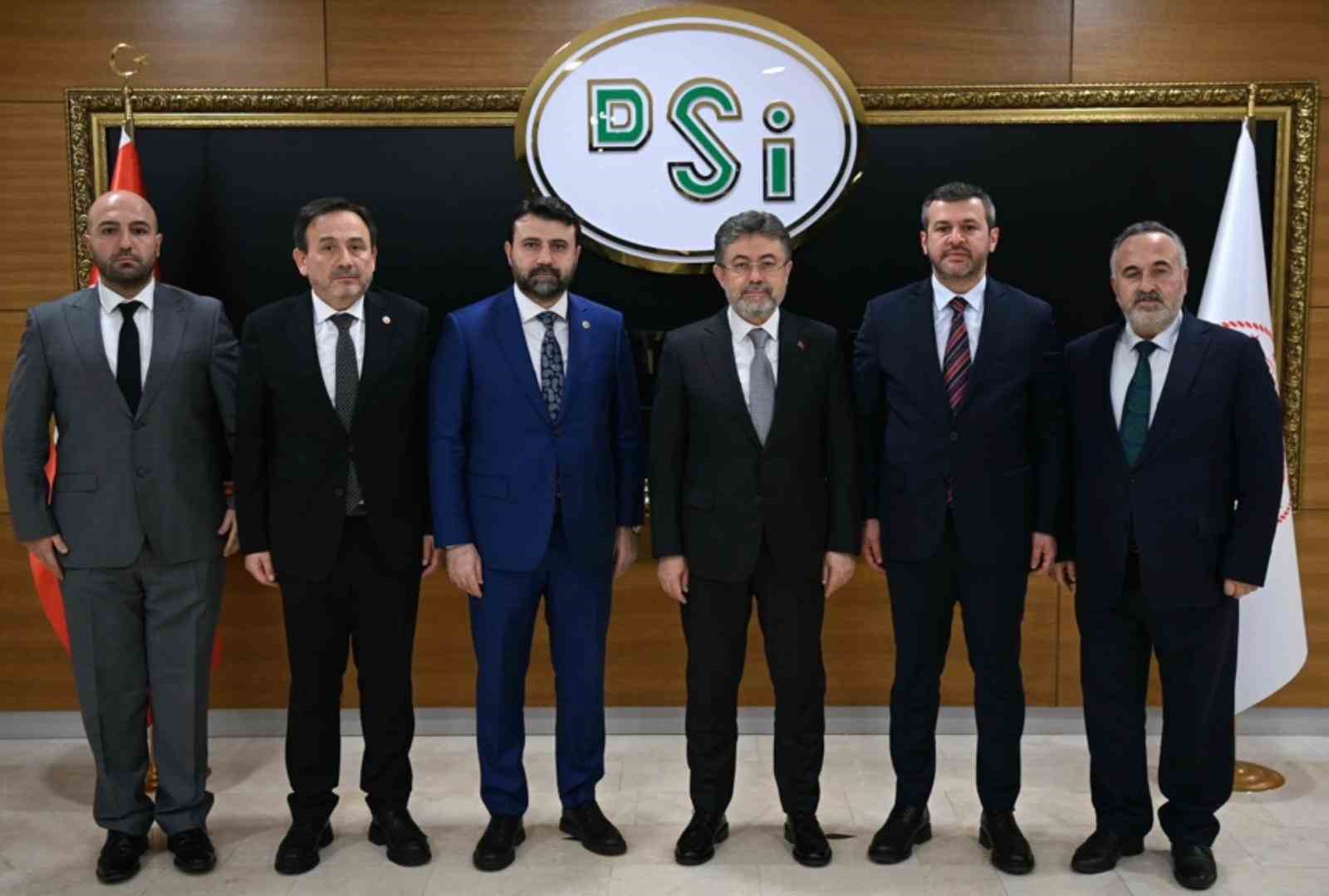 Karabük heyeti Bakan Kacır ve Bakan Yumaklı ile görüştü