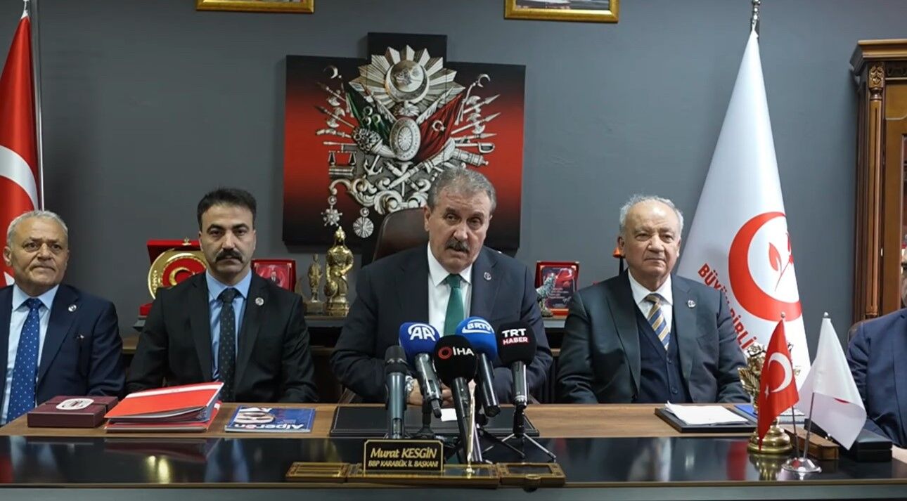 BBP Genel Başkanı Destici: 'Trump ve Netenyahu gibi liderler dünya tarihinden silinmelidir'