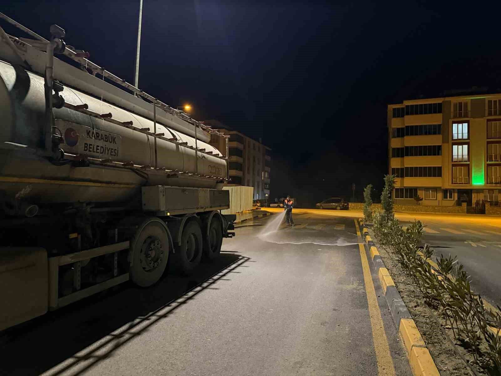 Karabük'te kapsamlı temizlik çalışmaları sürüyor